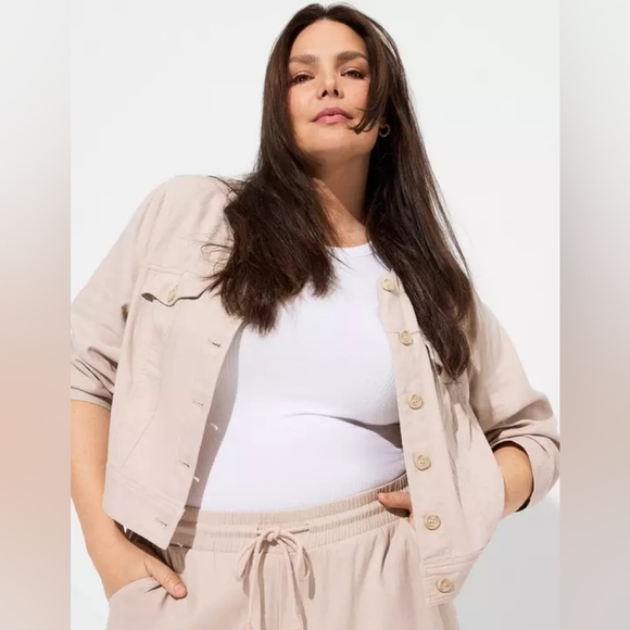 Torrid Tan Linen Blend Cropped Collarless Lightweight Button Down Jacket, size 1 - Picture 5 of 5